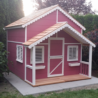 Large playhouse red